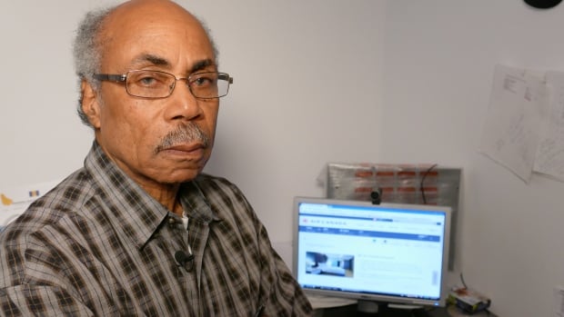 https://www.cbc.ca/news/business/retiree-on-the-hook-for-flight-he-unknowingly-booked-1.4906073